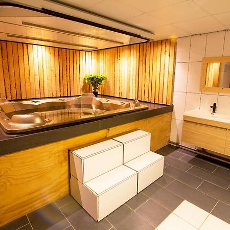 Luxus Familienvilla Mit Jacuzzi & Sauna Tzummarum Dış mekan fotoğraf