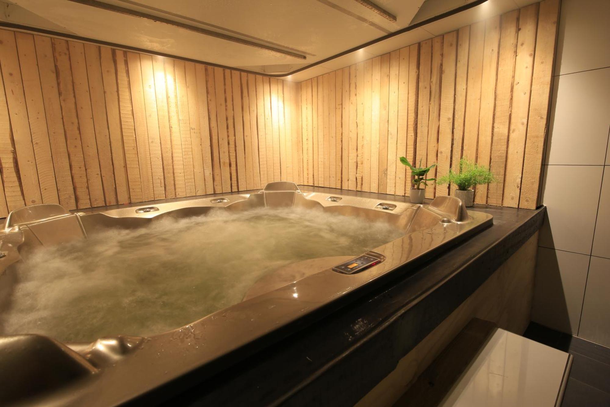 Luxus Familienvilla Mit Jacuzzi & Sauna Tzummarum Dış mekan fotoğraf