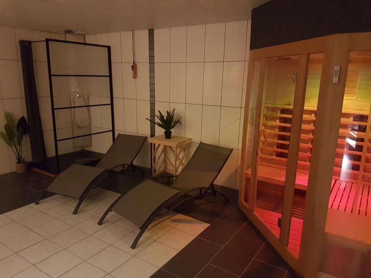 Luxus Familienvilla Mit Jacuzzi & Sauna Tzummarum Dış mekan fotoğraf