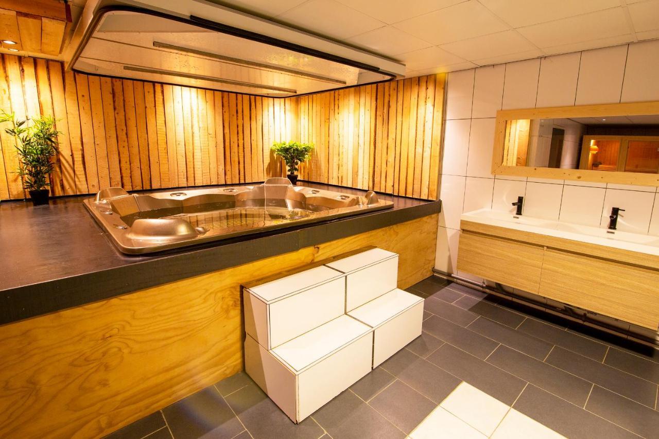 Luxus Familienvilla Mit Jacuzzi & Sauna Tzummarum Dış mekan fotoğraf