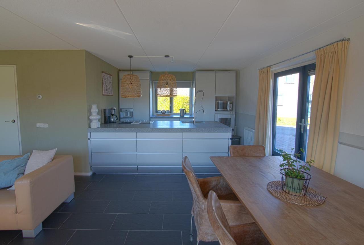 Luxus Familienvilla Mit Jacuzzi & Sauna Tzummarum Dış mekan fotoğraf